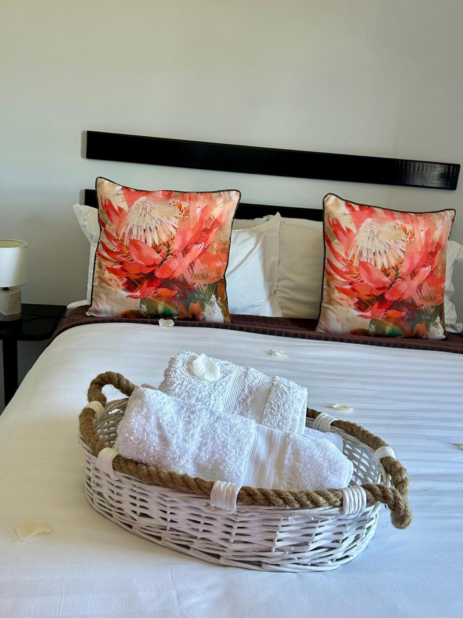 Skyfly Bed & Breakfast Manzini Luaran gambar