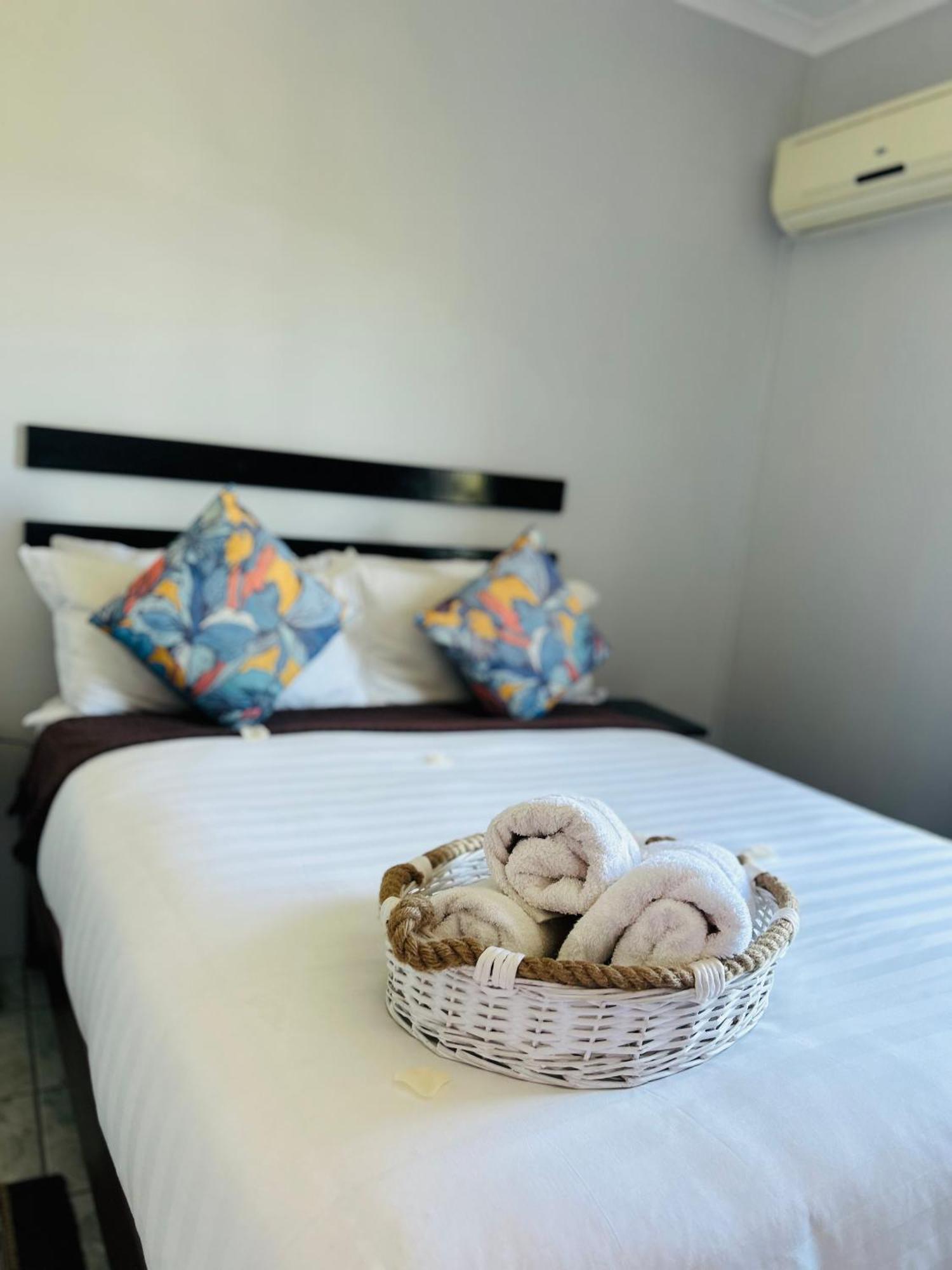 Skyfly Bed & Breakfast Manzini Luaran gambar